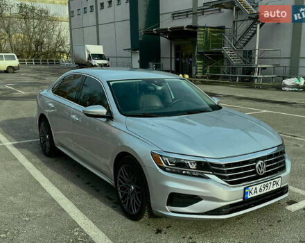 Серый Фольксваген Пассат, объемом двигателя 2 л и пробегом 155 тыс. км за 14999 $, фото 2 на Automoto.ua