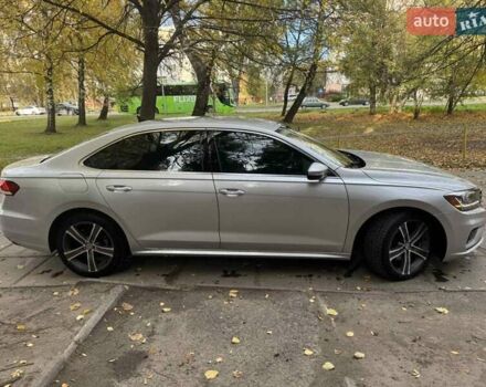 Сірий Фольксваген Пассат, об'ємом двигуна 2 л та пробігом 111 тис. км за 16700 $, фото 5 на Automoto.ua