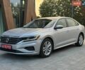Сірий Фольксваген Пассат, об'ємом двигуна 2 л та пробігом 215 тис. км за 11900 $, фото 1 на Automoto.ua
