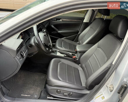 Серый Фольксваген Пассат, объемом двигателя 1.98 л и пробегом 72 тыс. км за 18750 $, фото 78 на Automoto.ua