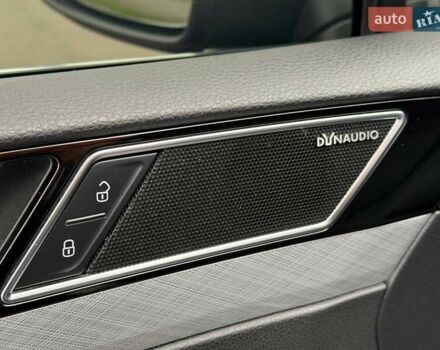 Серый Фольксваген Пассат, объемом двигателя 1.97 л и пробегом 207 тыс. км за 24000 $, фото 69 на Automoto.ua