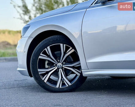 Фольксваген Пассат 2020 в Одессе на Automoto.ua Серый Фольксваген Пассат, объемом двигателя 2 л и пробегом 19 тыс. км за 19300 $, фото 8 на Automoto.ua