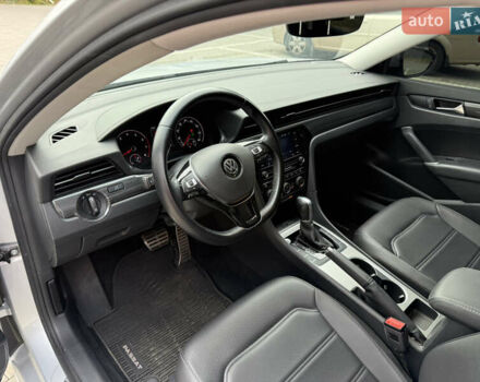 Сірий Фольксваген Пассат, об'ємом двигуна 1.98 л та пробігом 72 тис. км за 17950 $, фото 78 на Automoto.ua