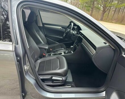 Сірий Фольксваген Пассат, об'ємом двигуна 2 л та пробігом 50 тис. км за 13000 $, фото 10 на Automoto.ua