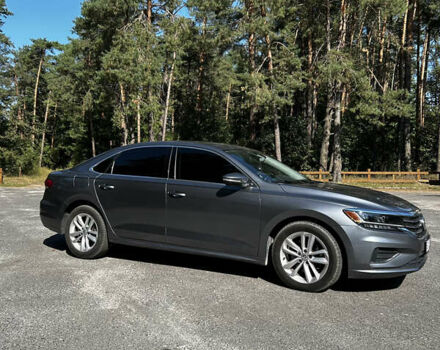 Серый Фольксваген Пассат, объемом двигателя 1.98 л и пробегом 107 тыс. км за 18900 $, фото 4 на Automoto.ua