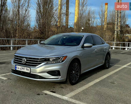 Серый Фольксваген Пассат, объемом двигателя 2 л и пробегом 155 тыс. км за 14999 $, фото 3 на Automoto.ua