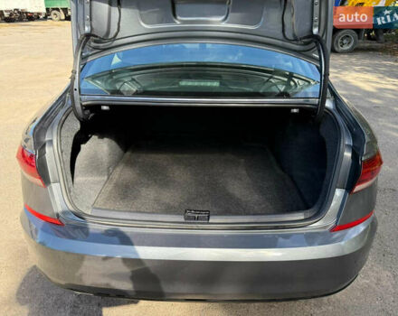 Сірий Фольксваген Пассат, об'ємом двигуна 2 л та пробігом 173 тис. км за 18350 $, фото 7 на Automoto.ua