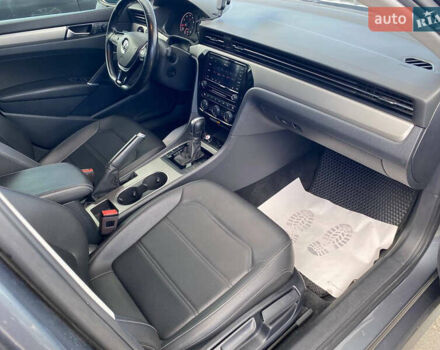 Серый Фольксваген Пассат, объемом двигателя 1.98 л и пробегом 119 тыс. км за 15500 $, фото 5 на Automoto.ua