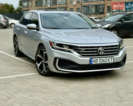 Сірий Фольксваген Пассат, об'ємом двигуна 1.98 л та пробігом 72 тис. км за 17950 $, фото 5 на Automoto.ua