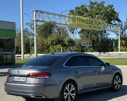 Серый Фольксваген Пассат, объемом двигателя 2 л и пробегом 74 тыс. км за 19800 $, фото 4 на Automoto.ua