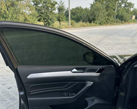 Серый Фольксваген Пассат, объемом двигателя 1.97 л и пробегом 150 тыс. км за 23500 $, фото 14 на Automoto.ua