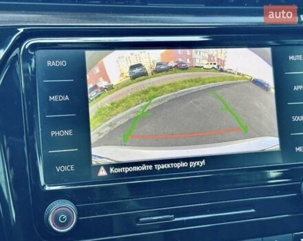Фольксваген Пассат 2020 в Одессе на Automoto.ua Серый Фольксваген Пассат, объемом двигателя 2 л и пробегом 19 тыс. км за 19300 $, фото 25 на Automoto.ua