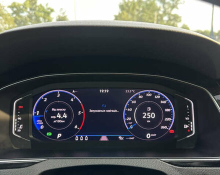 Серый Фольксваген Пассат, объемом двигателя 1.97 л и пробегом 150 тыс. км за 23500 $, фото 30 на Automoto.ua