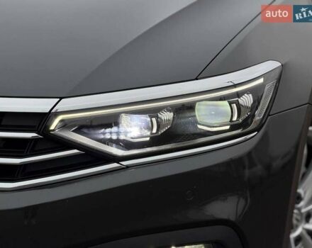 Серый Фольксваген Пассат, объемом двигателя 1.97 л и пробегом 207 тыс. км за 24000 $, фото 6 на Automoto.ua