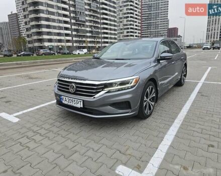 Серый Фольксваген Пассат, объемом двигателя 2 л и пробегом 92 тыс. км за 18890 $, фото 1 на Automoto.ua