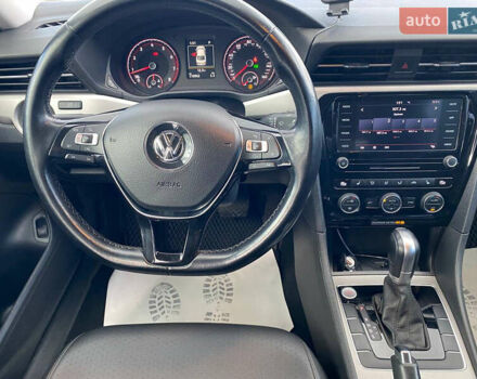 Серый Фольксваген Пассат, объемом двигателя 1.98 л и пробегом 119 тыс. км за 15500 $, фото 9 на Automoto.ua