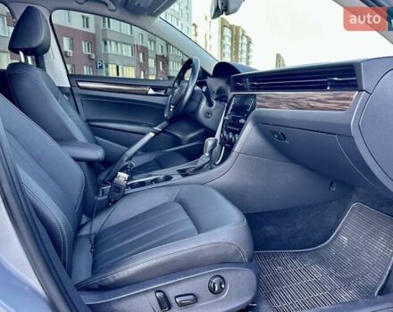 Фольксваген Пассат 2020 в Одессе на Automoto.ua Серый Фольксваген Пассат, объемом двигателя 2 л и пробегом 19 тыс. км за 19300 $, фото 50 на Automoto.ua