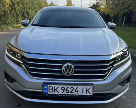 Сірий Фольксваген Пассат, об'ємом двигуна 2 л та пробігом 49 тис. км за 18800 $, фото 3 на Automoto.ua
