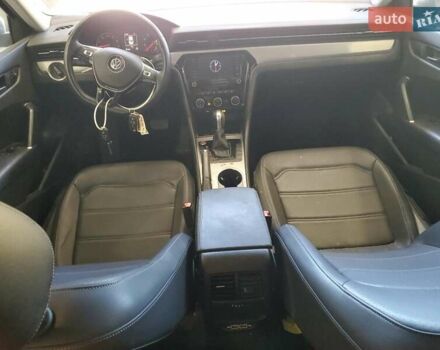 Серый Фольксваген Пассат, объемом двигателя 2 л и пробегом 102 тыс. км за 3800 $, фото 7 на Automoto.ua