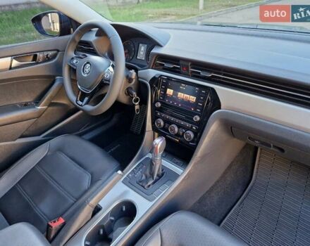 Серый Фольксваген Пассат, объемом двигателя 1.98 л и пробегом 15 тыс. км за 20999 $, фото 57 на Automoto.ua