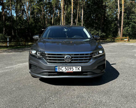 Серый Фольксваген Пассат, объемом двигателя 1.98 л и пробегом 107 тыс. км за 18900 $, фото 1 на Automoto.ua