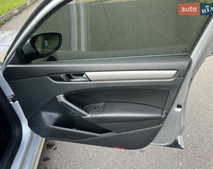 Сірий Фольксваген Пассат, об'ємом двигуна 2 л та пробігом 49 тис. км за 18800 $, фото 23 на Automoto.ua