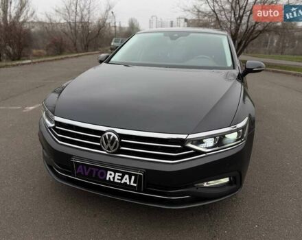 Серый Фольксваген Пассат, объемом двигателя 1.97 л и пробегом 207 тыс. км за 24000 $, фото 25 на Automoto.ua