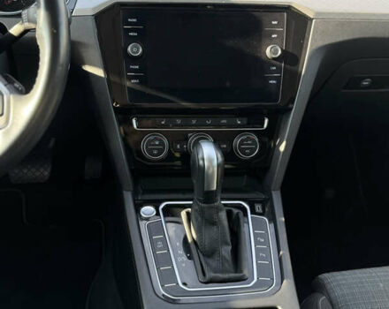 Серый Фольксваген Пассат, объемом двигателя 2 л и пробегом 181 тыс. км за 24900 $, фото 50 на Automoto.ua