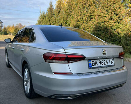 Сірий Фольксваген Пассат, об'ємом двигуна 2 л та пробігом 49 тис. км за 18800 $, фото 9 на Automoto.ua