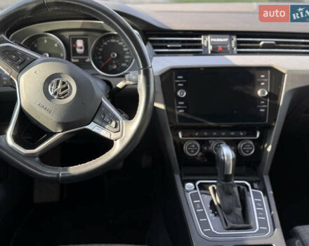 Серый Фольксваген Пассат, объемом двигателя 2 л и пробегом 181 тыс. км за 24900 $, фото 51 на Automoto.ua