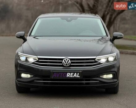 Серый Фольксваген Пассат, объемом двигателя 1.97 л и пробегом 207 тыс. км за 24000 $, фото 16 на Automoto.ua