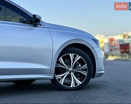 Фольксваген Пассат 2020 в Одессе на Automoto.ua Серый Фольксваген Пассат, объемом двигателя 2 л и пробегом 19 тыс. км за 19300 $, фото 20 на Automoto.ua