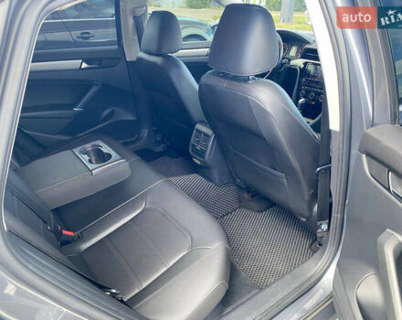 Серый Фольксваген Пассат, объемом двигателя 1.98 л и пробегом 119 тыс. км за 15500 $, фото 7 на Automoto.ua