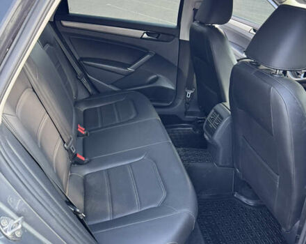 Серый Фольксваген Пассат, объемом двигателя 1.98 л и пробегом 126 тыс. км за 18000 $, фото 27 на Automoto.ua