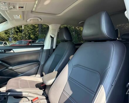 Фольксваген Пассат 2021 в Львове на Automoto.ua Серый Фольксваген Пассат, объемом двигателя 2 л и пробегом 15 тыс. км за 8900 $, фото 5 на Automoto.ua