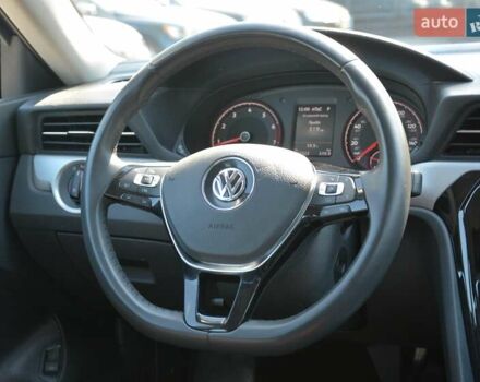 Серый Фольксваген Пассат, объемом двигателя 2 л и пробегом 103 тыс. км за 19300 $, фото 22 на Automoto.ua