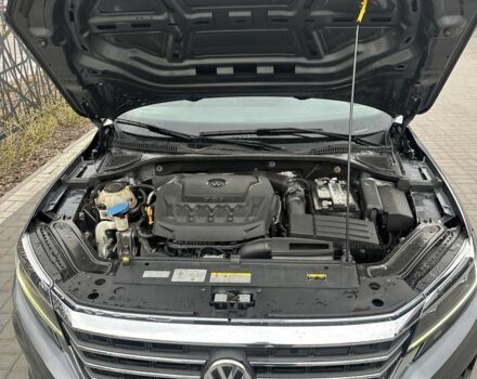 Серый Фольксваген Пассат, объемом двигателя 2 л и пробегом 239 тыс. км за 14999 $, фото 9 на Automoto.ua