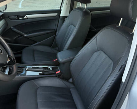 Серый Фольксваген Пассат, объемом двигателя 2 л и пробегом 38 тыс. км за 21500 $, фото 8 на Automoto.ua