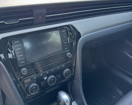 Серый Фольксваген Пассат, объемом двигателя 1.98 л и пробегом 126 тыс. км за 18000 $, фото 21 на Automoto.ua