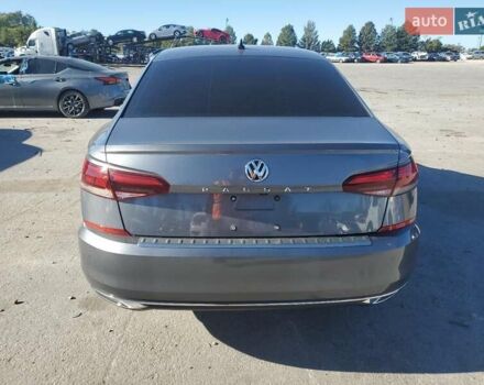 Серый Фольксваген Пассат, объемом двигателя 2 л и пробегом 170 тыс. км за 4000 $, фото 5 на Automoto.ua