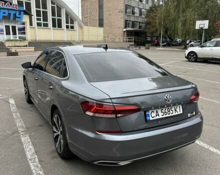Серый Фольксваген Пассат, объемом двигателя 2 л и пробегом 239 тыс. км за 14999 $, фото 2 на Automoto.ua