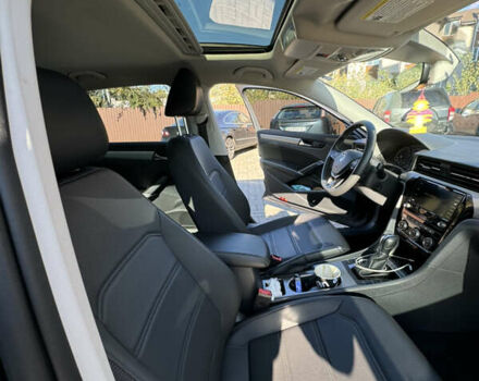 Фольксваген Пассат 2021 у Києві на Automoto.ua Сірий Фольксваген Пассат, об'ємом двигуна 1.98 л та пробігом 92 тис. км за 18650 $, фото 12 на Automoto.ua