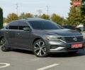 Серый Фольксваген Пассат, объемом двигателя 2 л и пробегом 110 тыс. км за 16300 $, фото 1 на Automoto.ua