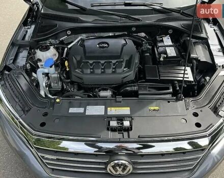 Сірий Фольксваген Пассат, об'ємом двигуна 2 л та пробігом 42 тис. км за 22100 $, фото 20 на Automoto.ua