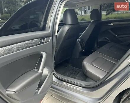 Сірий Фольксваген Пассат, об'ємом двигуна 2 л та пробігом 42 тис. км за 22100 $, фото 19 на Automoto.ua