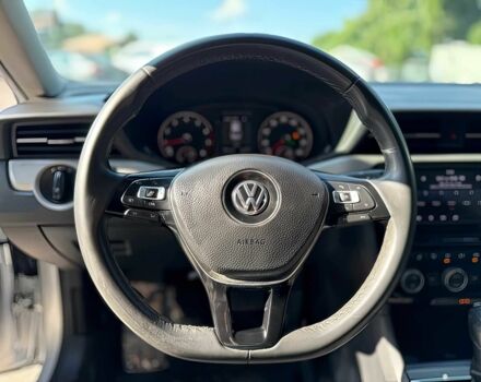 Фольксваген Пассат 2021 в Львове на Automoto.ua Серый Фольксваген Пассат, объемом двигателя 2 л и пробегом 15 тыс. км за 8900 $, фото 10 на Automoto.ua