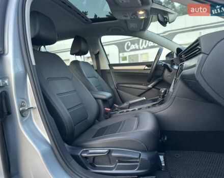 Серый Фольксваген Пассат, объемом двигателя 2 л и пробегом 122 тыс. км за 17900 $, фото 44 на Automoto.ua