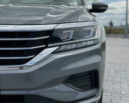 Фольксваген Пассат 2021 у Дубно на Automoto.ua Сірий Фольксваген Пассат, об'ємом двигуна 2 л та пробігом 162 тис. км за 16499 $, фото 10 на Automoto.ua