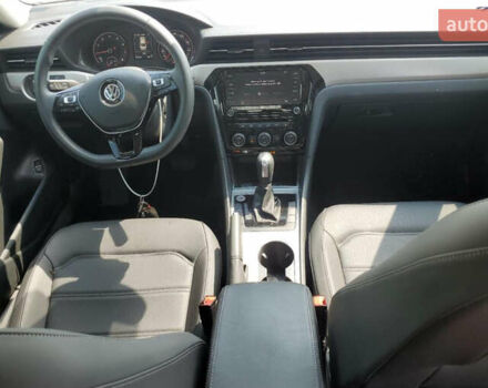 Серый Фольксваген Пассат, объемом двигателя 1.98 л и пробегом 31 тыс. км за 14200 $, фото 5 на Automoto.ua