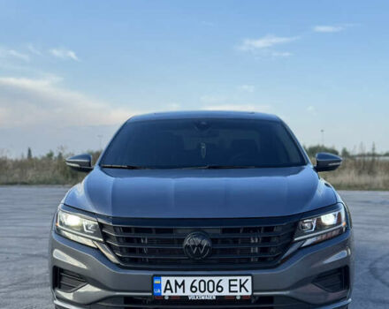 Фольксваген Пассат 2021 в Коростене на Automoto.ua Серый Фольксваген Пассат, объемом двигателя 1.98 л и пробегом 83 тыс. км за 17750 $, фото 1 на Automoto.ua